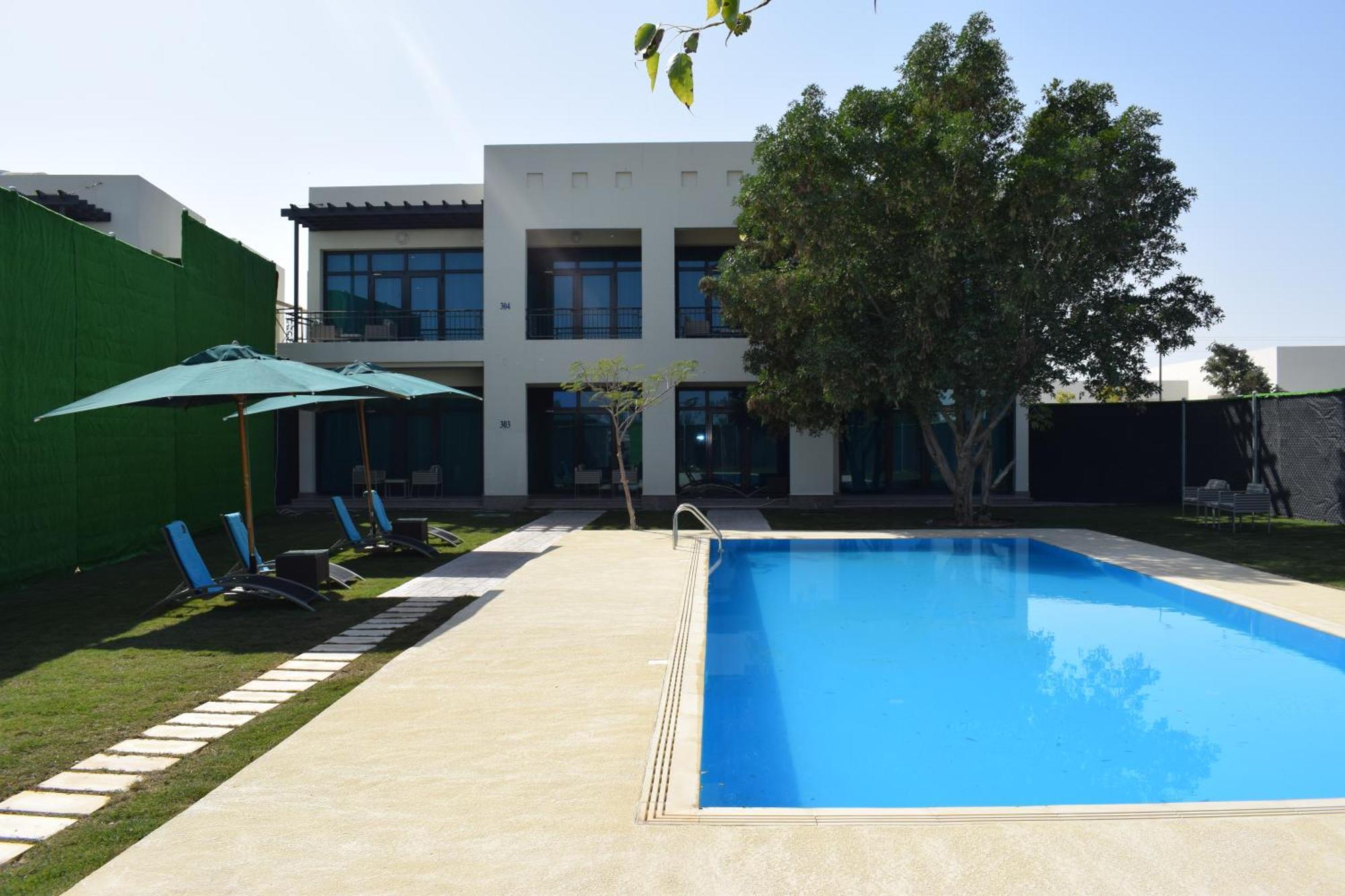 Retaj Salwa Resort & Spa Doha Exterior foto A villa in Al Reef