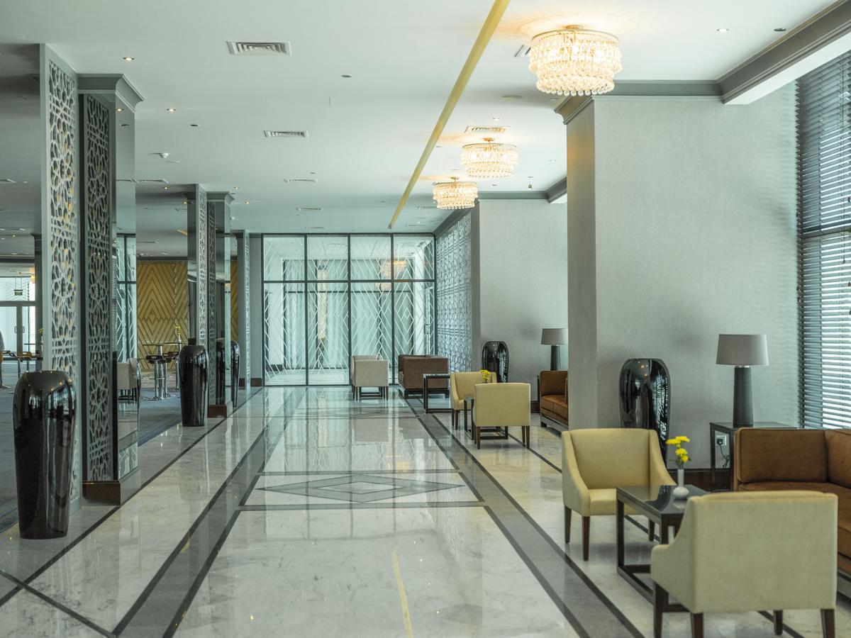 Retaj Salwa Resort & Spa Doha Exterior foto Lobby
